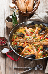 Paella 1/2 Kilo       $ 175